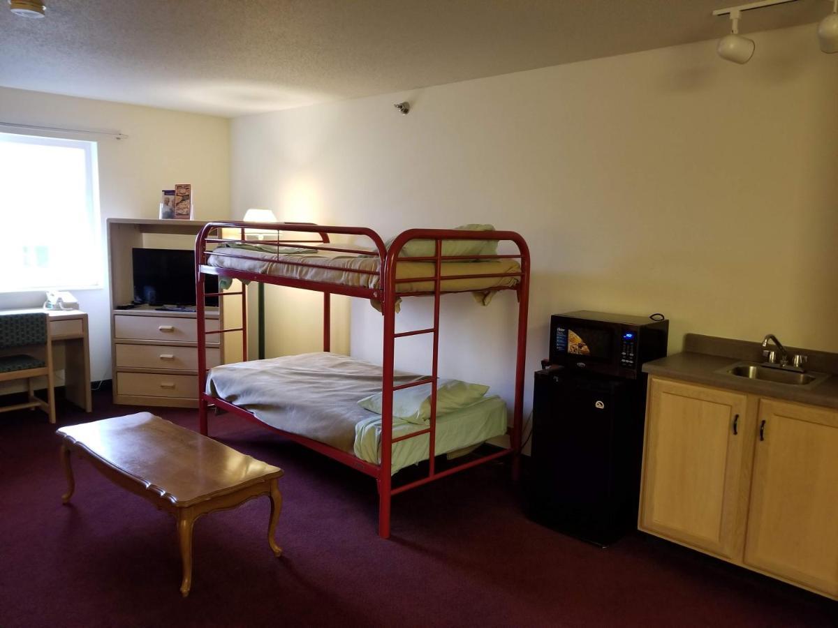 Bilmar Inn & Suites Dell Rapids Exterior foto